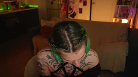 succubus_66 online show from December 27, 2:43 pm