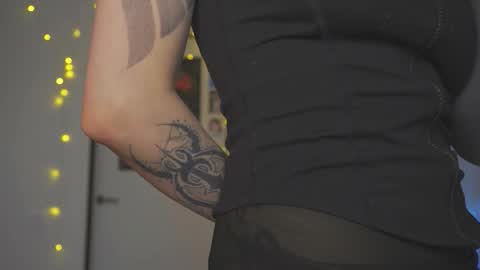 succubus_66 online show from March 1, 9:44 am