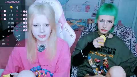 succubus_leslie online show from March 12, 7:20 pm