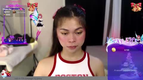 Snapshot of suckablechick chatting on December 27, 2:58 am Marry online show from December 27, 2:58 am
