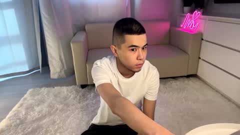 Emmy online show from February 8, 9:13 am