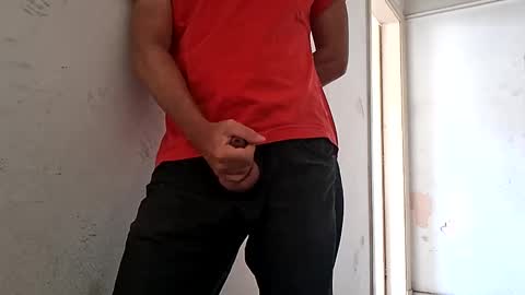 Snapshot of sueliton41 chatting on February 25, 11:53 am sueliton41 online show from February 25, 11:53 am