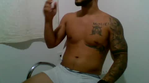 Snapshot of suetsemsay chatting on February 13, 9:27 pm suetsemsay online show from February 13, 9:27 pm