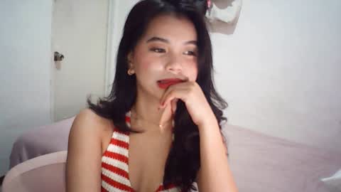 Snapshot of sugar_jazzz chatting on November 21, 9:57 pm Rosiee online show from November 21, 9:57 pm