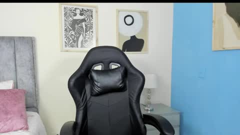 sugar_milff online show from April 16, 1:45 pm