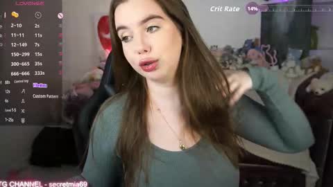 Snapshot of sugar_muse chatting on September 11, 8:31 pm Mia online show from September 11, 8:31 pm