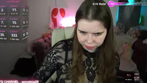 Snapshot of sugar_muse chatting on December 20, 2:35 pm Mia online show from December 20, 2:35 pm