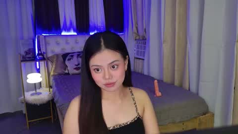 Snapshot of sugar_pinay18x chatting on November 18, 8:57 pm sugar_pinay18x online show from November 18, 8:57 pm