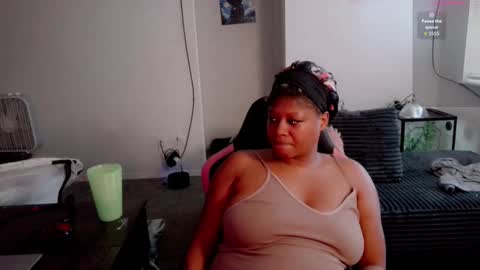 lexi love online show from November 2, 6:10 pm