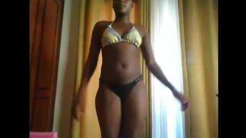 Snapshot of sugartingz chatting on February 17, 8:55 am Shuga online show from February 17, 8:55 am