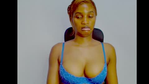 Ivy online show from September 18, 9:28 pm