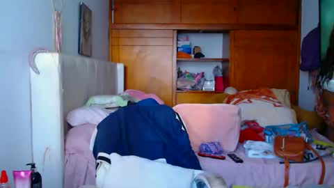 Cami   Back in 2 hours online show from January 19, 10:17 pm