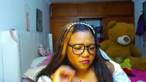 Cami   Back in 2 hours online show from February 23, 9:11 am