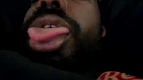 Let me be your knight that saves you online show from September 16, 7:59 pm