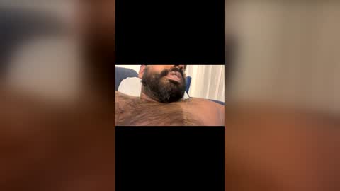 Let me be your knight that saves you online show from April 1, 1:06 am