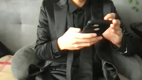 suitfetishez online show from February 5, 8:57 pm