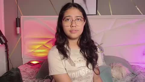 SUKI online show from January 11, 1:27 pm