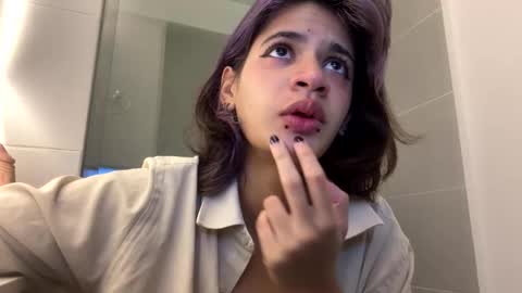 Snapshot of sukulaurens chatting on October 5, 3:10 pm Suku Ren online show from October 5, 3:10 pm