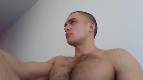 Snapshot of sultryandrewww chatting on November 15, 8:11 am sultryandrewww online show from November 15, 8:11 am