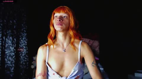 Snapshot of summer__xo chatting on January 31, 6:24 am Summer online show from January 31, 6:24 am