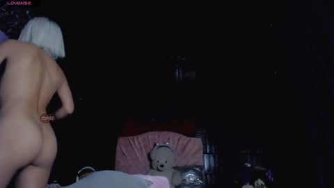 Snapshot of summer__xo chatting on February 7, 1:25 am Summer online show from February 7, 1:25 am