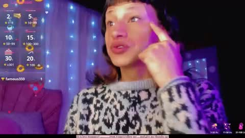 Snapshot of summer__xo chatting on September 15, 12:54 am Summer online show from September 15, 12:54 am