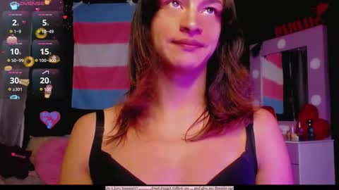 Snapshot of summer__xo chatting on September 22, 1:29 am Summer online show from September 22, 1:29 am