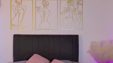 OnlyFans summer holiday online show from October 31, 3:29 am