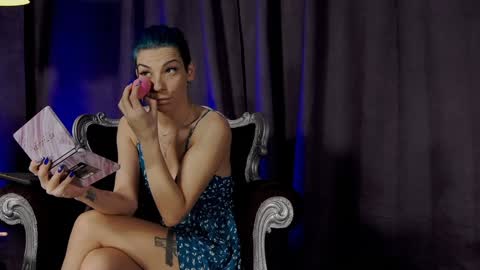 Snapshot of summer_quinn_ chatting on December 30, 5:37 am Deea online show from December 30, 5:37 am