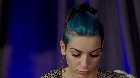 Snapshot of summer_quinn_ chatting on December 31, 6:05 am Deea online show from December 31, 6:05 am