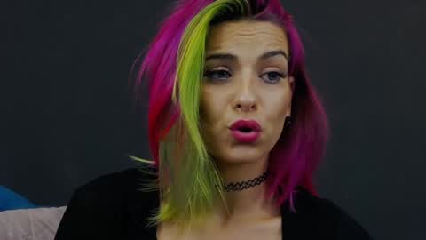 Snapshot of summer_quinn_ chatting on January 16, 9:05 am Deea online show from January 16, 9:05 am