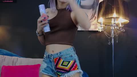 Snapshot of summer_quinn_ chatting on February 10, 7:15 am Deea online show from February 10, 7:15 am