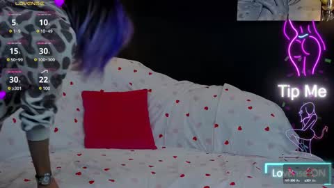 Snapshot of summer_quinn_ chatting on February 14, 2:50 am Deea online show from February 14, 2:50 am