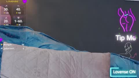 Snapshot of summer_quinn_ chatting on February 24, 8:27 am Deea online show from February 24, 8:27 am