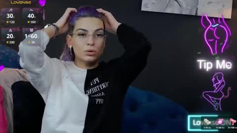 Snapshot of summer_quinn_ chatting on February 25, 5:30 am Deea online show from February 25, 5:30 am