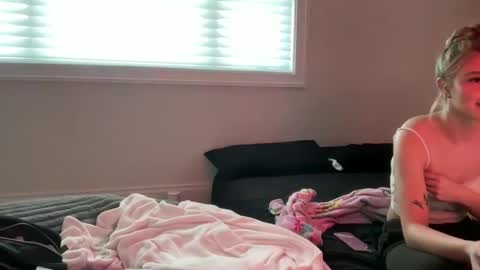 summerclarke2 online show from September 22, 8:55 pm