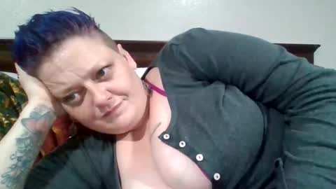 Snapshot of summerdivine69 chatting on November 17, 10:32 am Summer Divine online show from November 17, 10:32 am