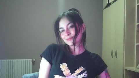 Snapshot of summerprints chatting on October 29, 7:48 pm Summer online show from October 29, 7:48 pm