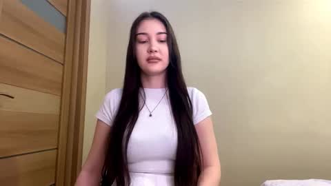 Emily online show from November 7, 1:44 pm