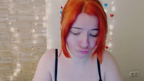 Snapshot of sun_lovely chatting on February 1, 4:46 am Alexi online show from February 1, 4:46 am