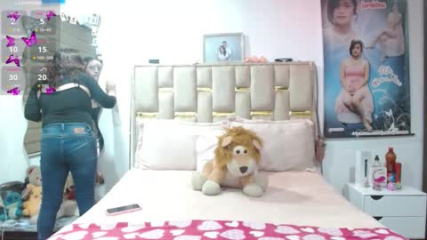 Snapshot of sunflower_dance chatting on December 3, 12:40 am Jeraldine online show from December 3, 12:40 am