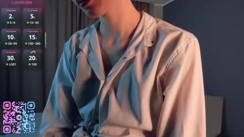 Kiki online show from March 8, 1:14 am