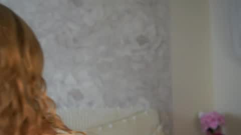 Snapshot of sunnmoonn chatting on April 12, 2:33 pm Lily online show from April 12, 2:33 pm
