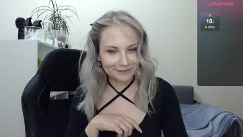 Naomi online show from January 11, 6:24 am