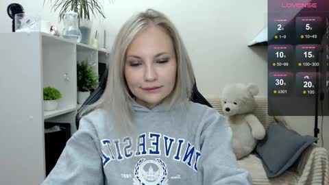 Naomi online show from September 11, 4:45 am