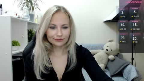 Naomi online show from September 24, 3:54 am