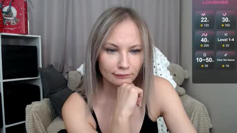 Naomi online show from January 12, 4:39 am