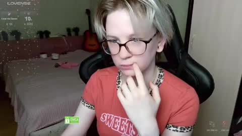 sunny mood online show from April 26, 6:44 am