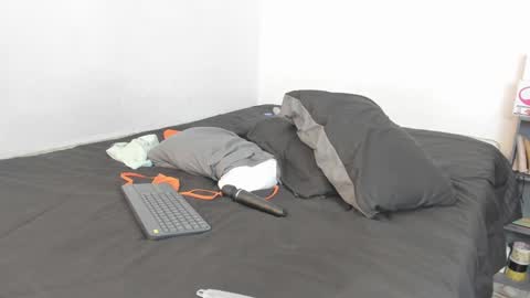 Snapshot of sunnyandevan chatting on December 16, 7:21 pm Christian Vanessa online show from December 16, 7:21 pm