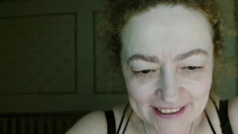 Snapshot of sunnyattic chatting on September 17, 7:15 pm sunnyattic online show from September 17, 7:15 pm